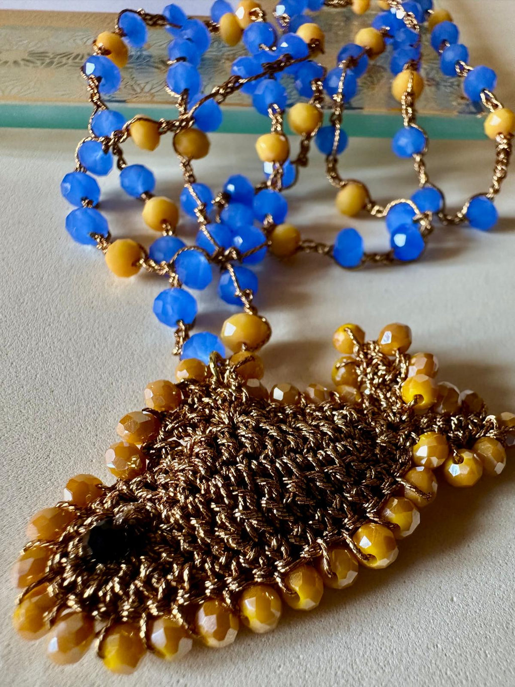 Collier Capri